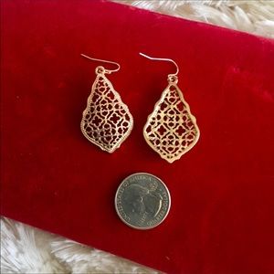 Bdecked & Bdazzled Jewelry - Moroccan Gold Scroll Hexagon Statement Earrings Bdecked & Bdazzled Jewelry - Moroccan Gold Scroll Hexagon Statement Earrings